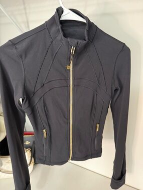Lululemon Define Jacket Cropped Black/Gold
